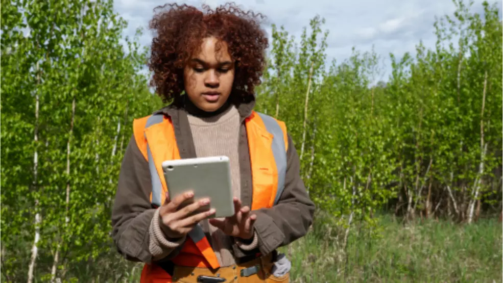 Field Service in Remote and Off-Grid Environments – Unique Challenges and Solutions